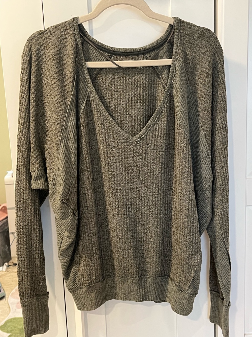 FREE PEOPLE *Green Waffle knit Long sleeve Top* Oversized* Exposed Seams*Size SM